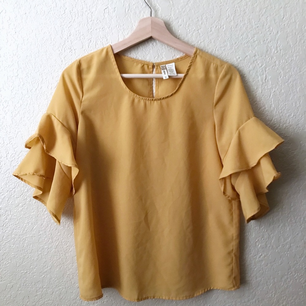 Japna Ruffle Sleeve Top